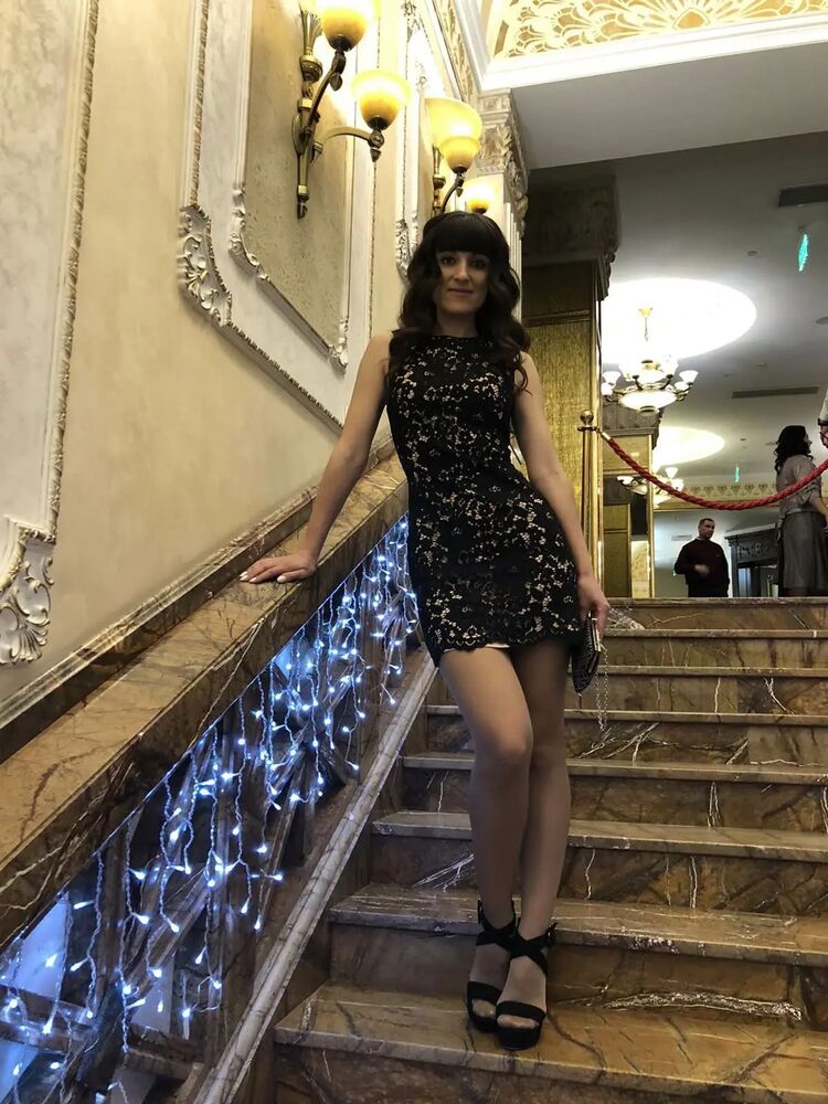  28616486  Julia, 38 ,    