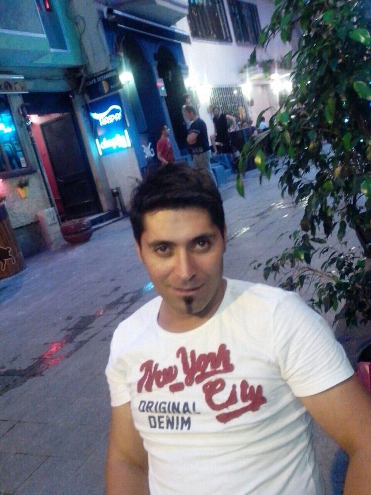  16705776  Deniz, 40 ,    