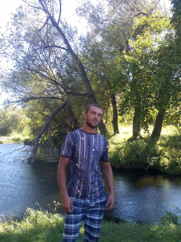  31313386  Yuriy, 35 ,    