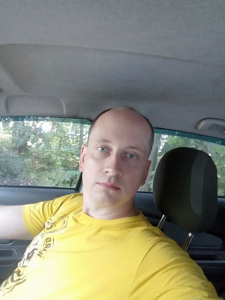 46983476  , 38 ,    