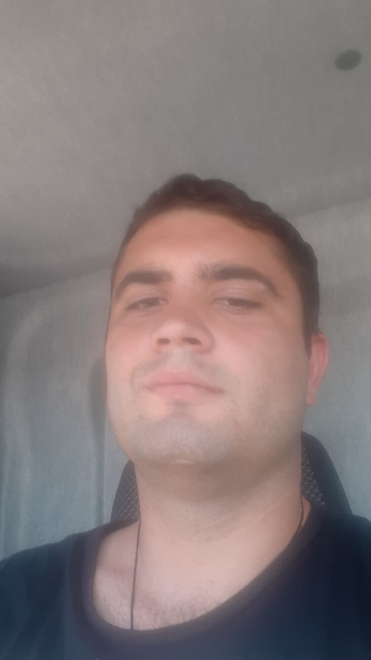  ,   Igor, 31 ,   ,   