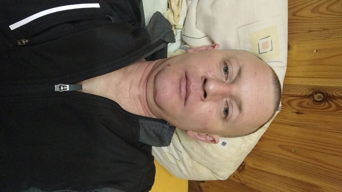  33687086  , 44 ,    