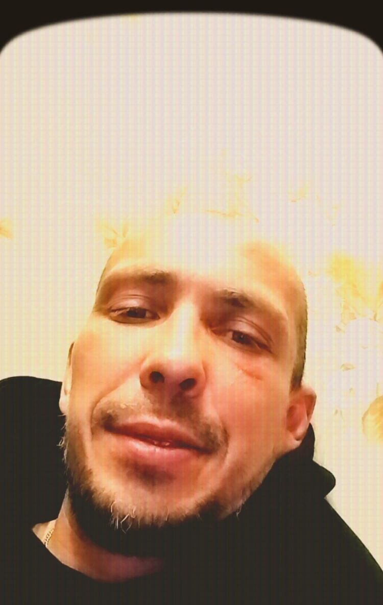  48246546  , 37 ,    -