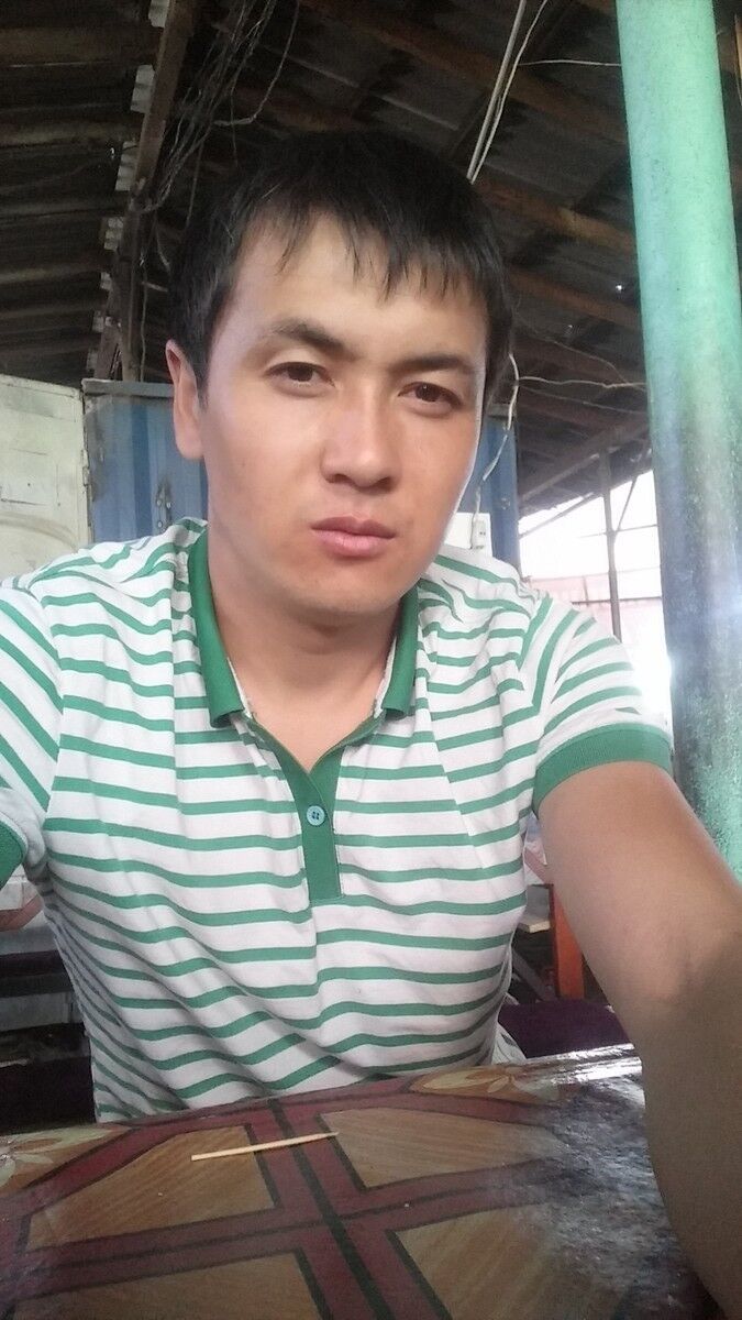 ,   Amir, 35 ,  