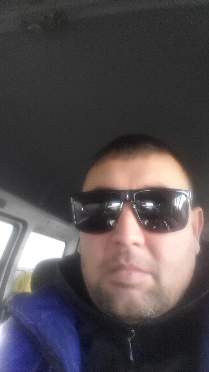  18532306  , 43 ,    