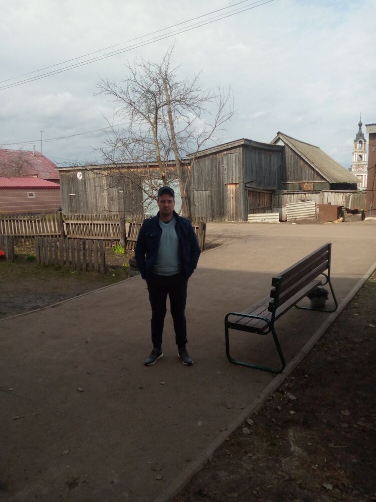 42582976  , 28 ,    
