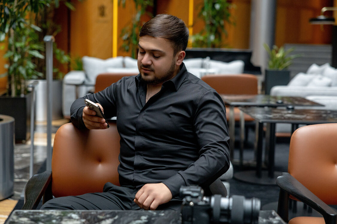  54252136  , 27 ,    -