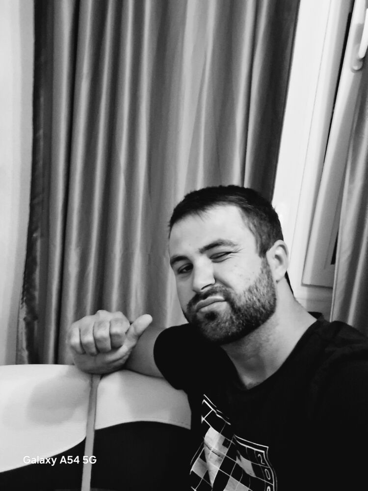 48945166  Ruslan, 27 ,    