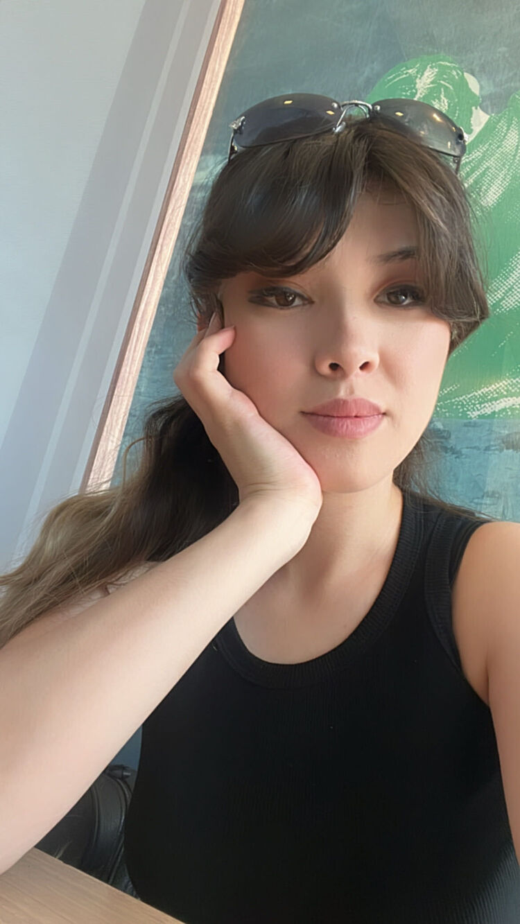 ���� 55383596 ������� Ariana, 25 ���, ���� ���������� � California City