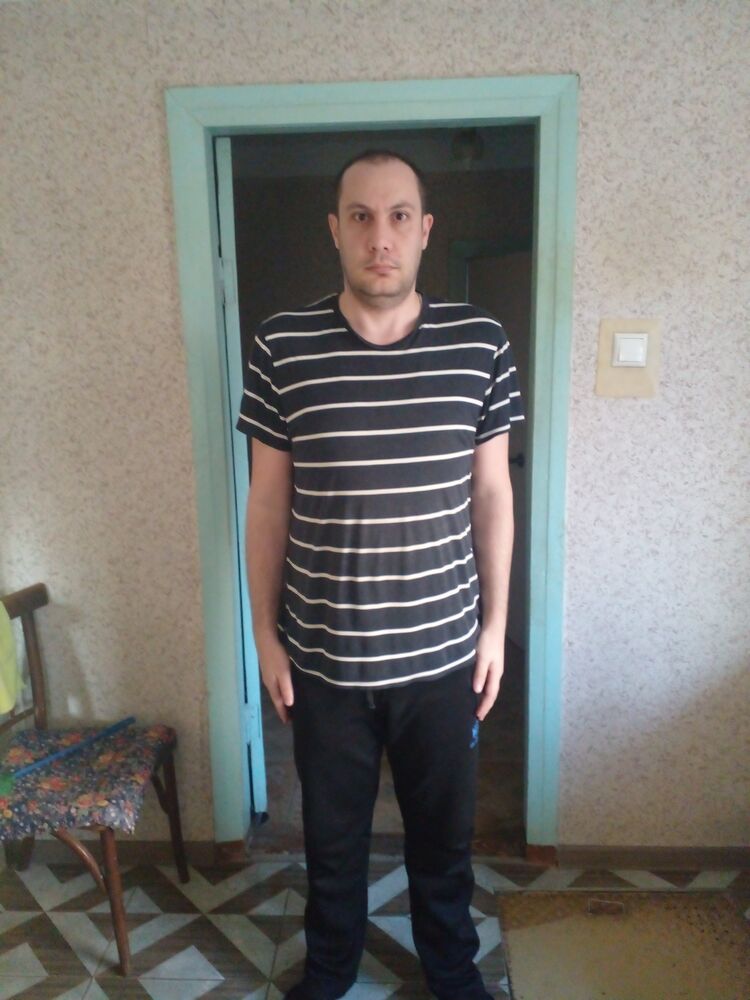  31954976  , 37 ,    