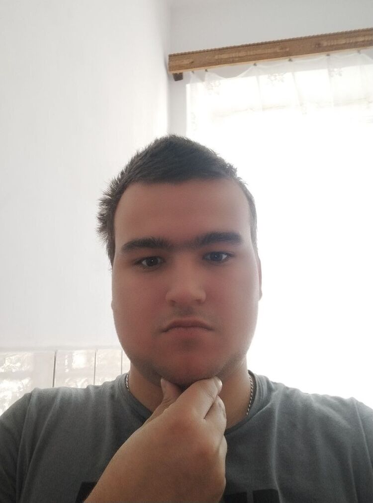  37281846  Ivan, 24 ,    