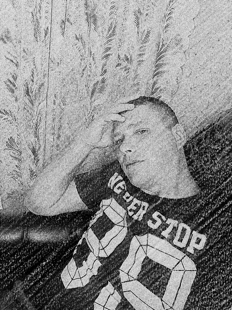  9991516  Vlad, 41 ,    