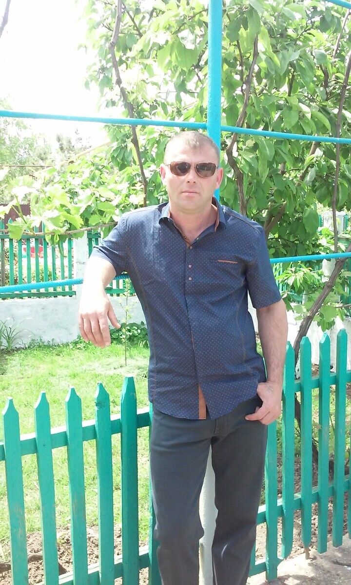  21359906  , 49 ,    