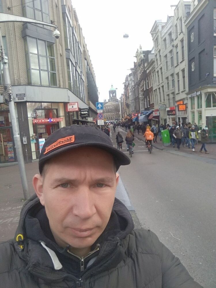  ,   Andrii, 43 ,   ,   , c 