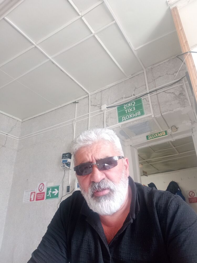  ,   Ekrem, 46 ,   ,   