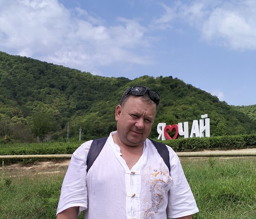  ,   Sergei, 47 ,     