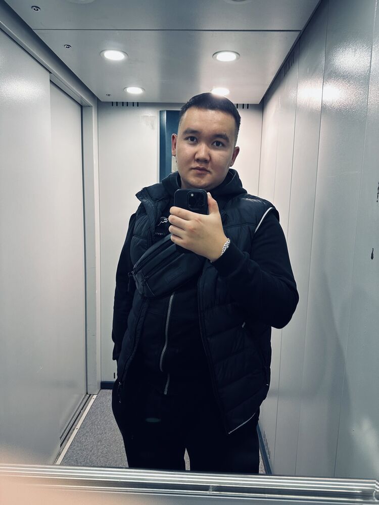  40104086  , 24 ,    
