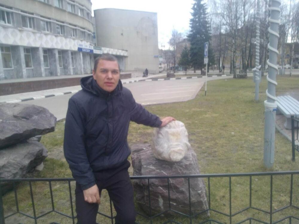  ,   Yury, 43 ,   ,   , c , 