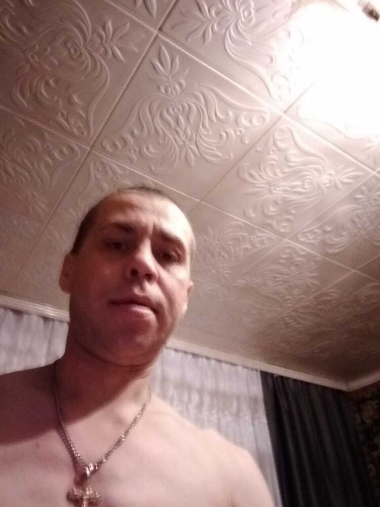  48760906  , 40 ,    