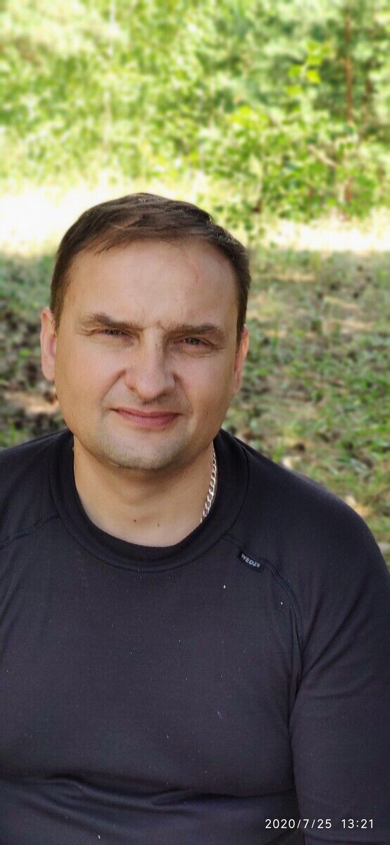  20742206  Lubomir, 51 ,    