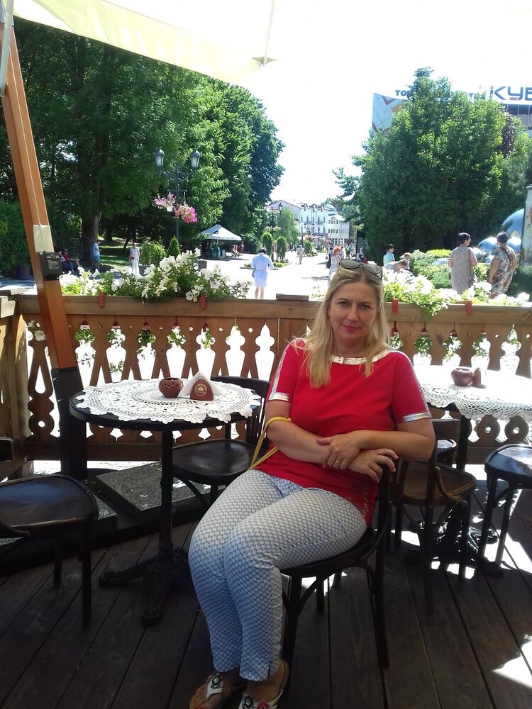  20114466  Alina, 49 ,    