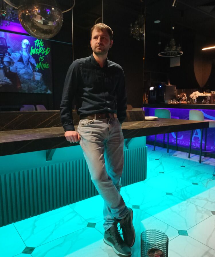  ,   ALeks, 37 ,   c 