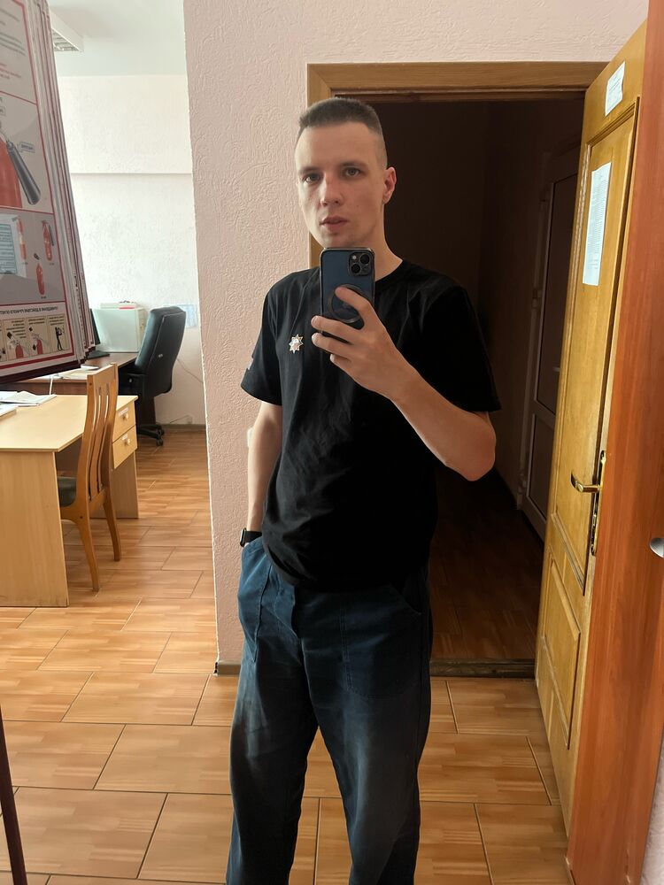  45871796  , 26 ,    