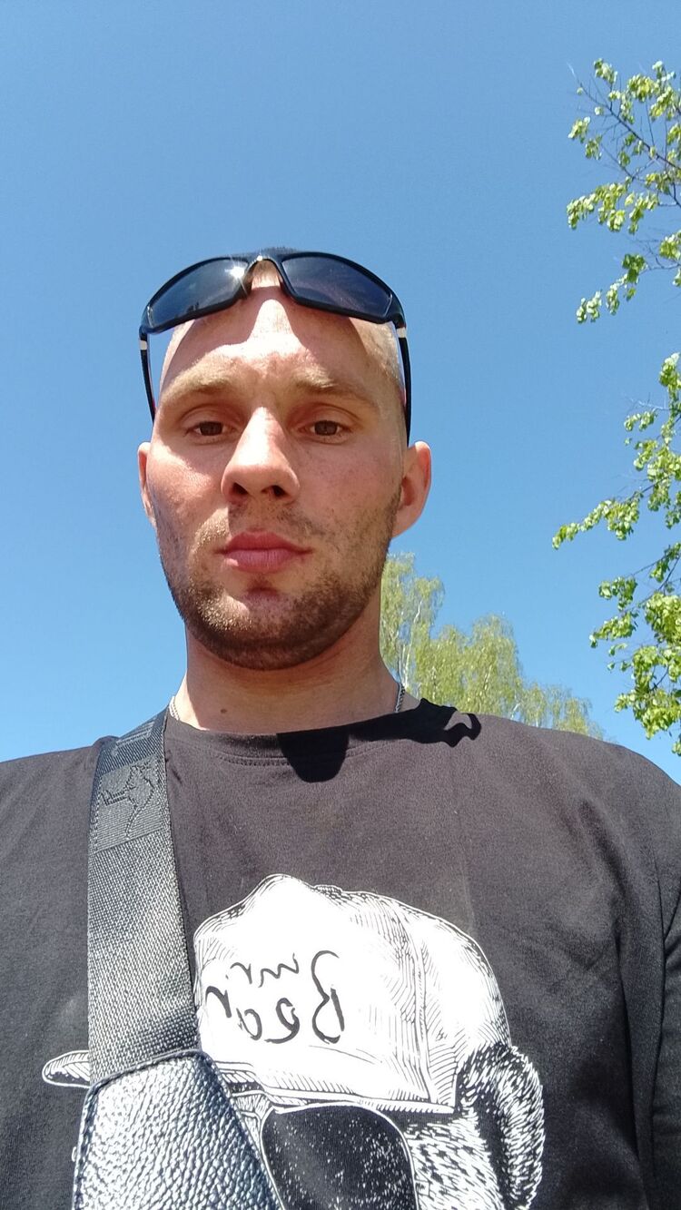  ,   Alexander, 28 ,   ,   , c , 