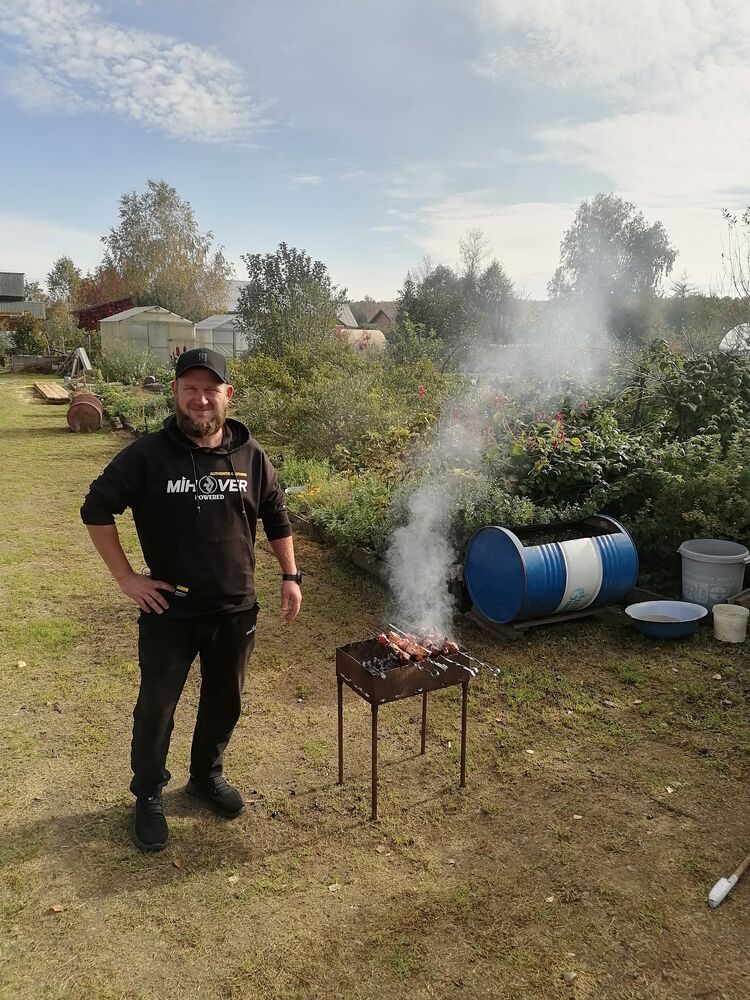  53977066  Ivan, 41 ,    