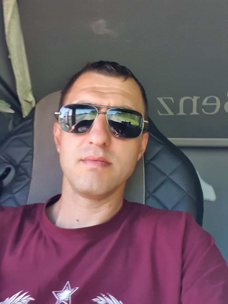  40712346  , 43 ,    