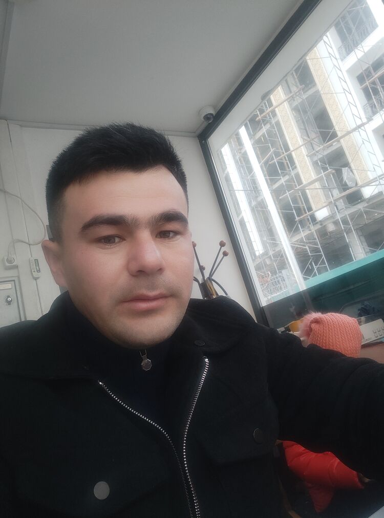  43236796  Ali, 29 ,    