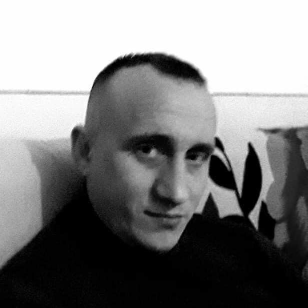  18149586  Andreivici, 35 ,    
