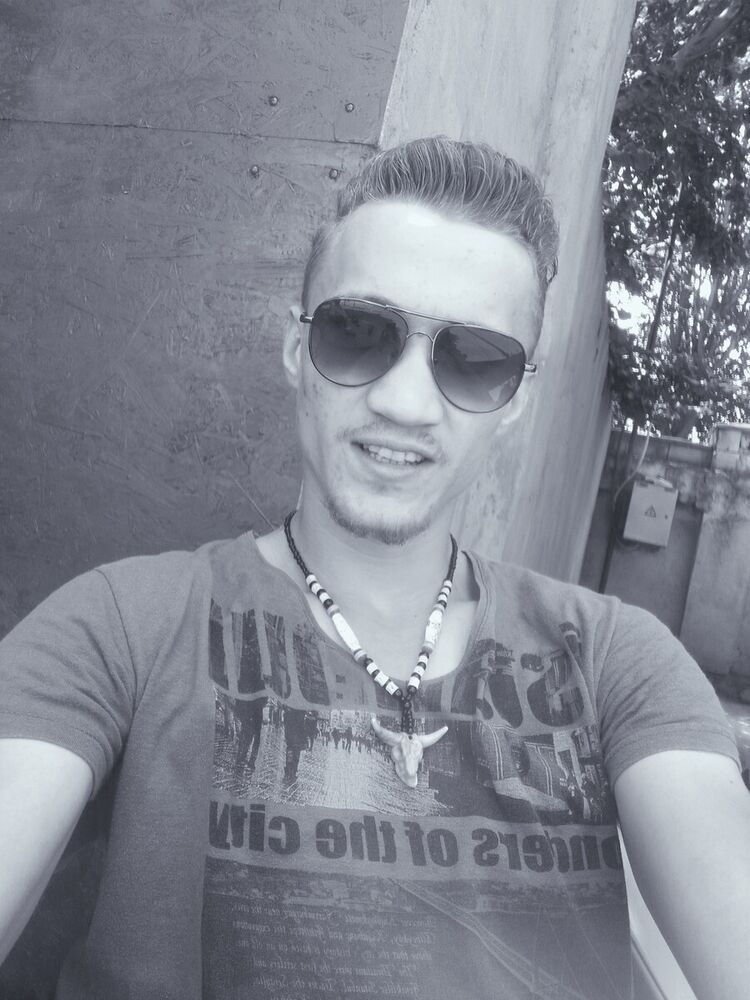  ,   Dorin, 27 ,   ,   , c 