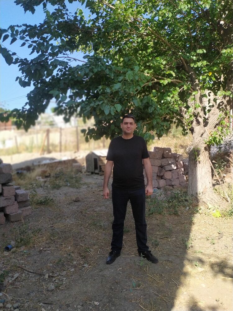  ,   Aren, 33 ,     , c 