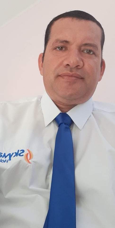  23977806  Younes, 51 ,    