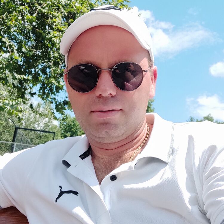  ,   Andrei, 40 ,   ,   