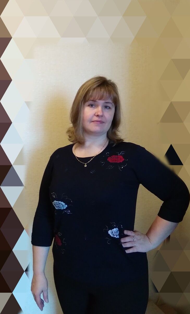  15179766  Anastasia, 44 ,    