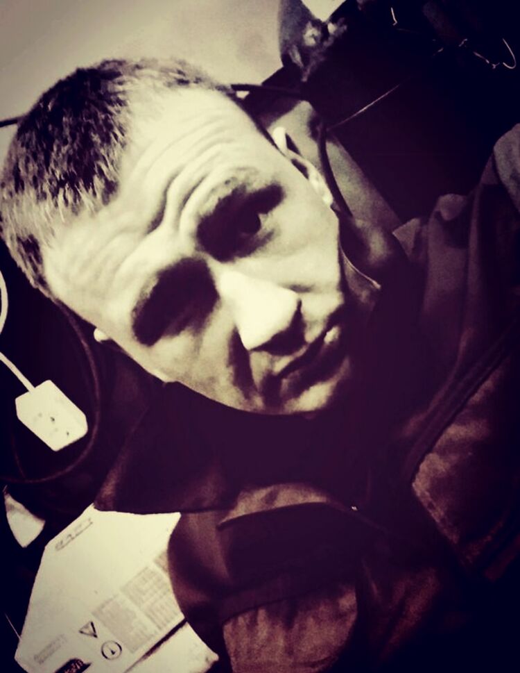  33516046  Pavel, 33 ,    -