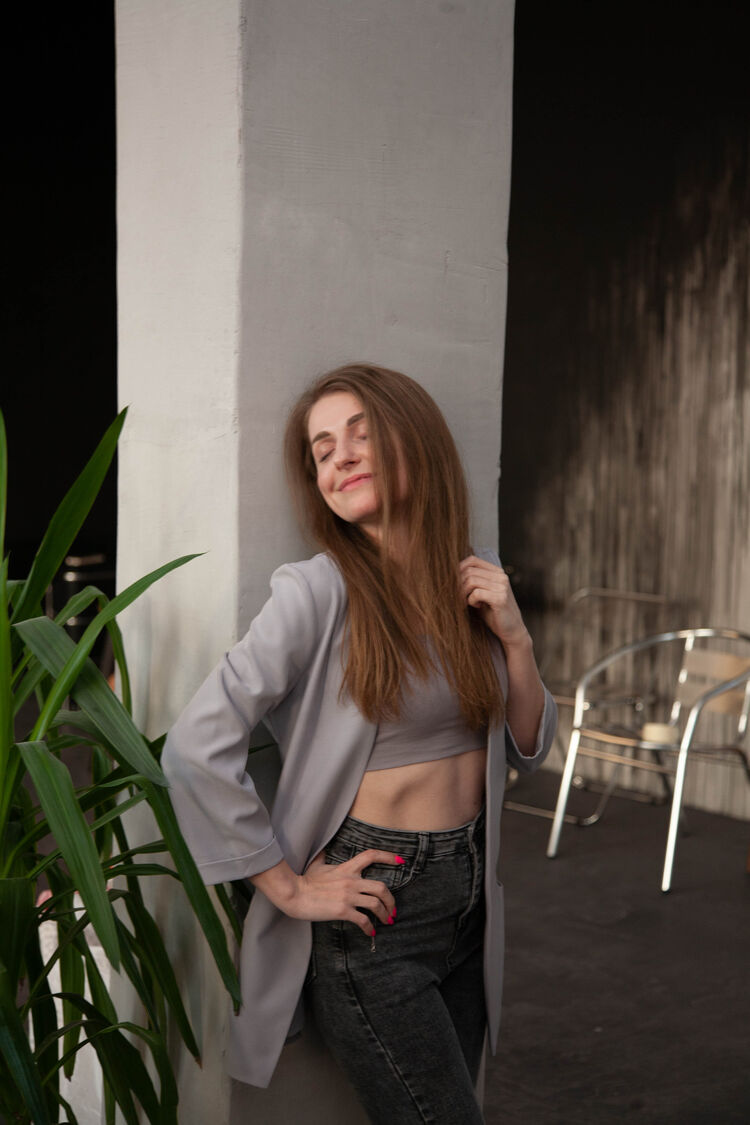  50426746  Anastasia, 24 ,    