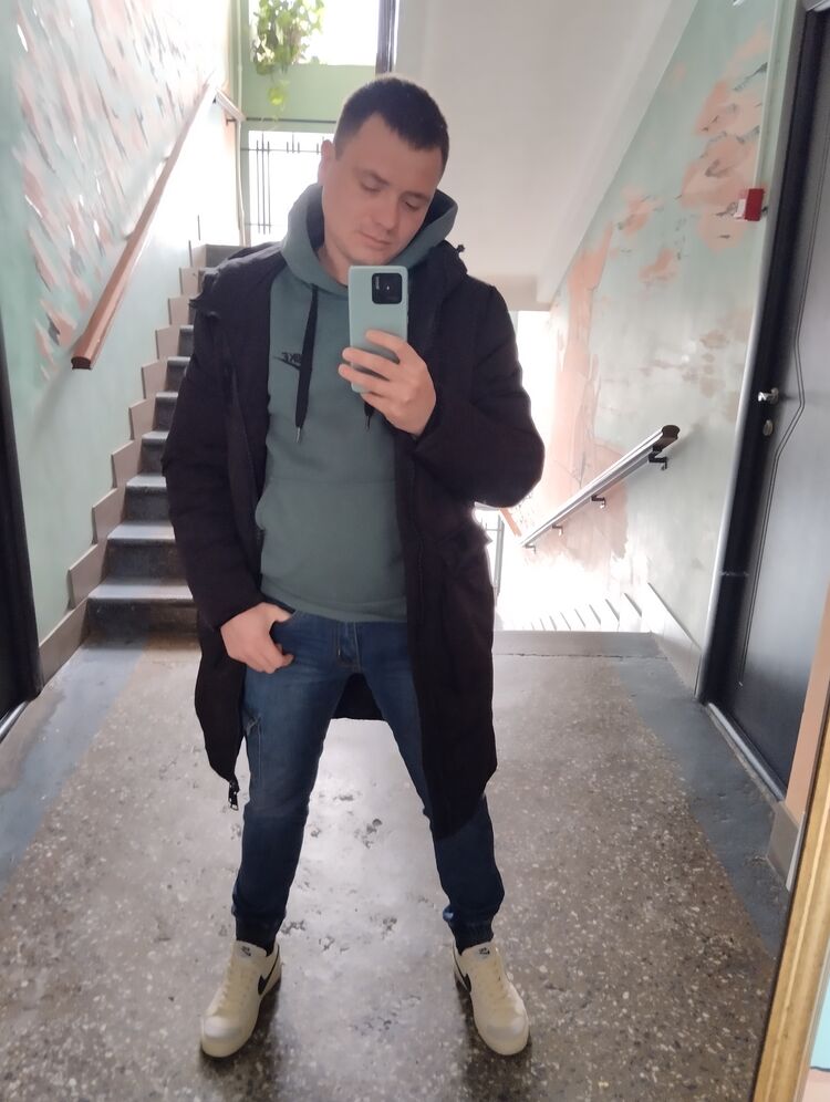  ,   Nikolay, 28 ,   ,   