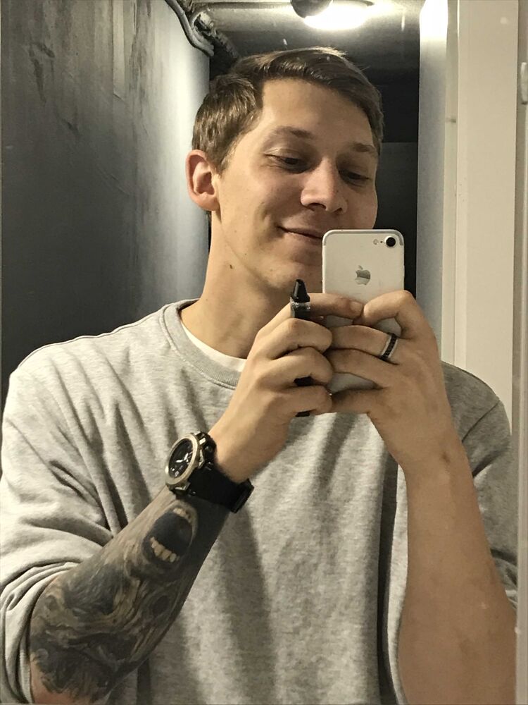  29633886  , 32 ,    -