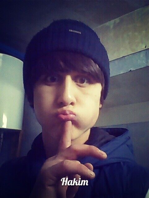  ,   Hakim, 28 ,   