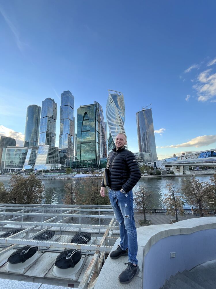  31548106  Sergey, 27 ,    -