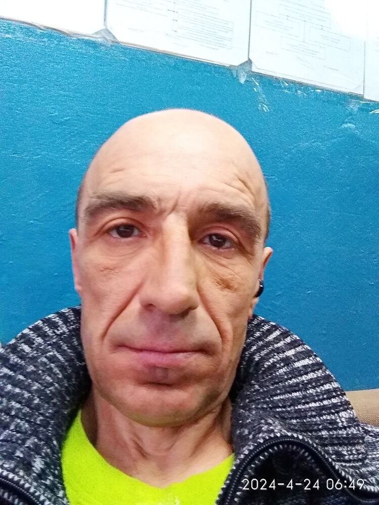  42716956  , 49 ,    