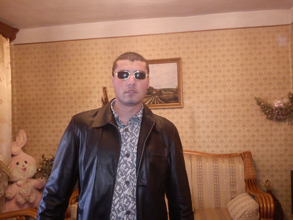  5742646  Sergey, 41 ,    