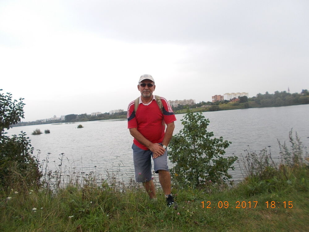  ,   Victor, 72 ,  