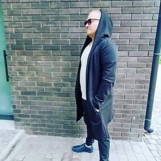  22338196  Yuriy, 35 ,    
