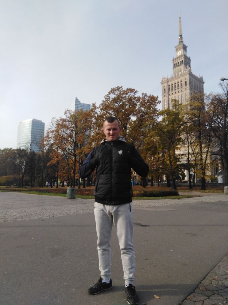  18182856  Dima, 28 ,    