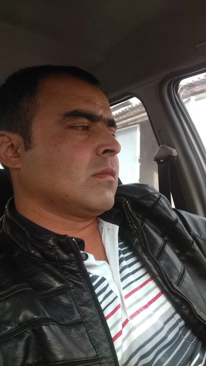  ,   Sarvar, 36 ,  