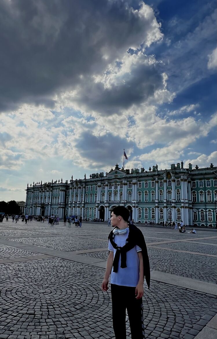  45085306  Abdurashidow, 19 ,    